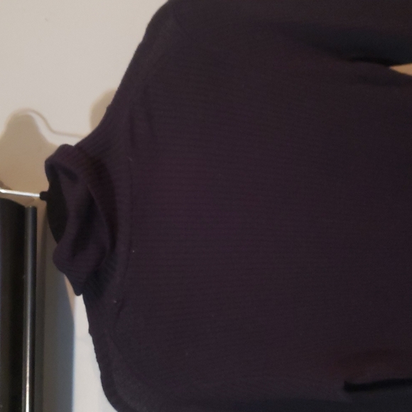 Ann Taylor Sweater - Picture 5 of 7